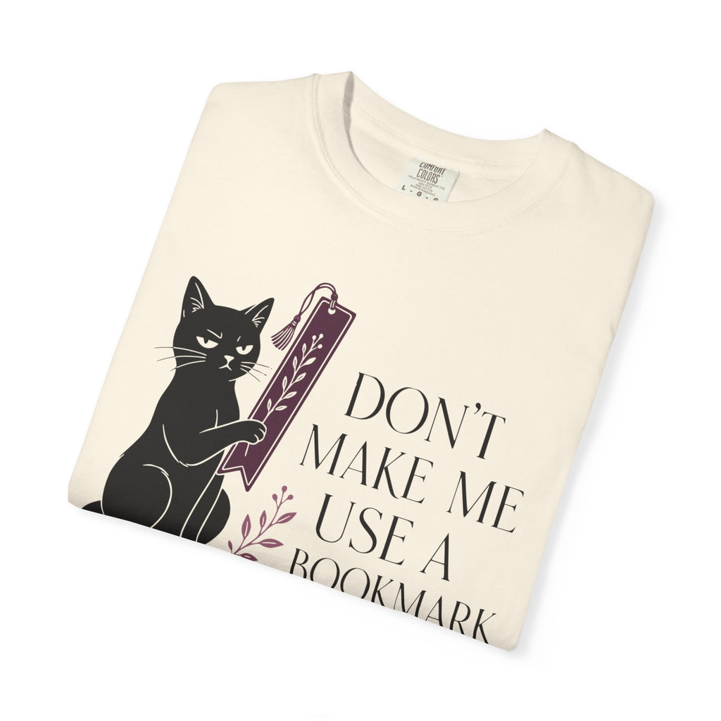 Use A Bookmark Cat T-Shirt