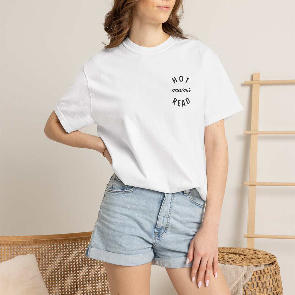 Hot Moms Read T-Shirt